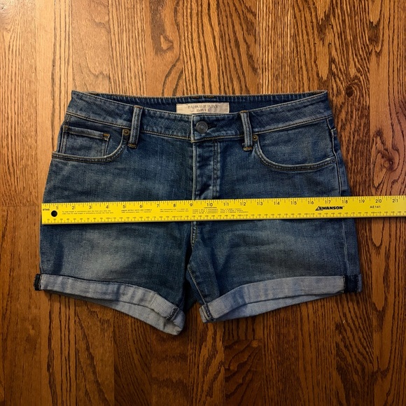 Burberry Brit Denim Shorts W26 Medium Wash Cuffed Stretch Designer Jean Shorts - Picture 9 of 11